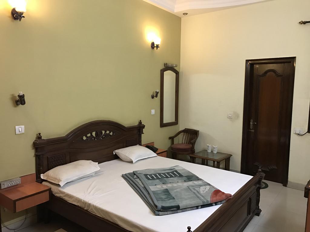 Hotel D R International Ambāla Zewnętrze zdjęcie