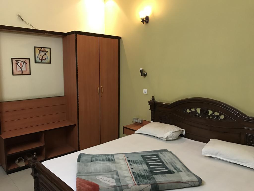 Hotel D R International Ambāla Zewnętrze zdjęcie